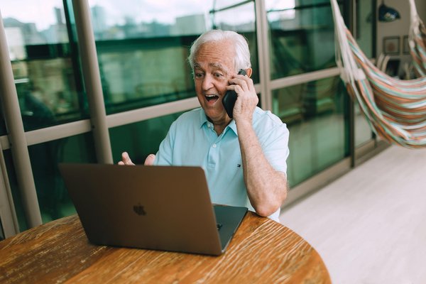 Expert Guide to Mobile Payments, Live Dealer Games and Summer Bonuses at R2P Bet Casino